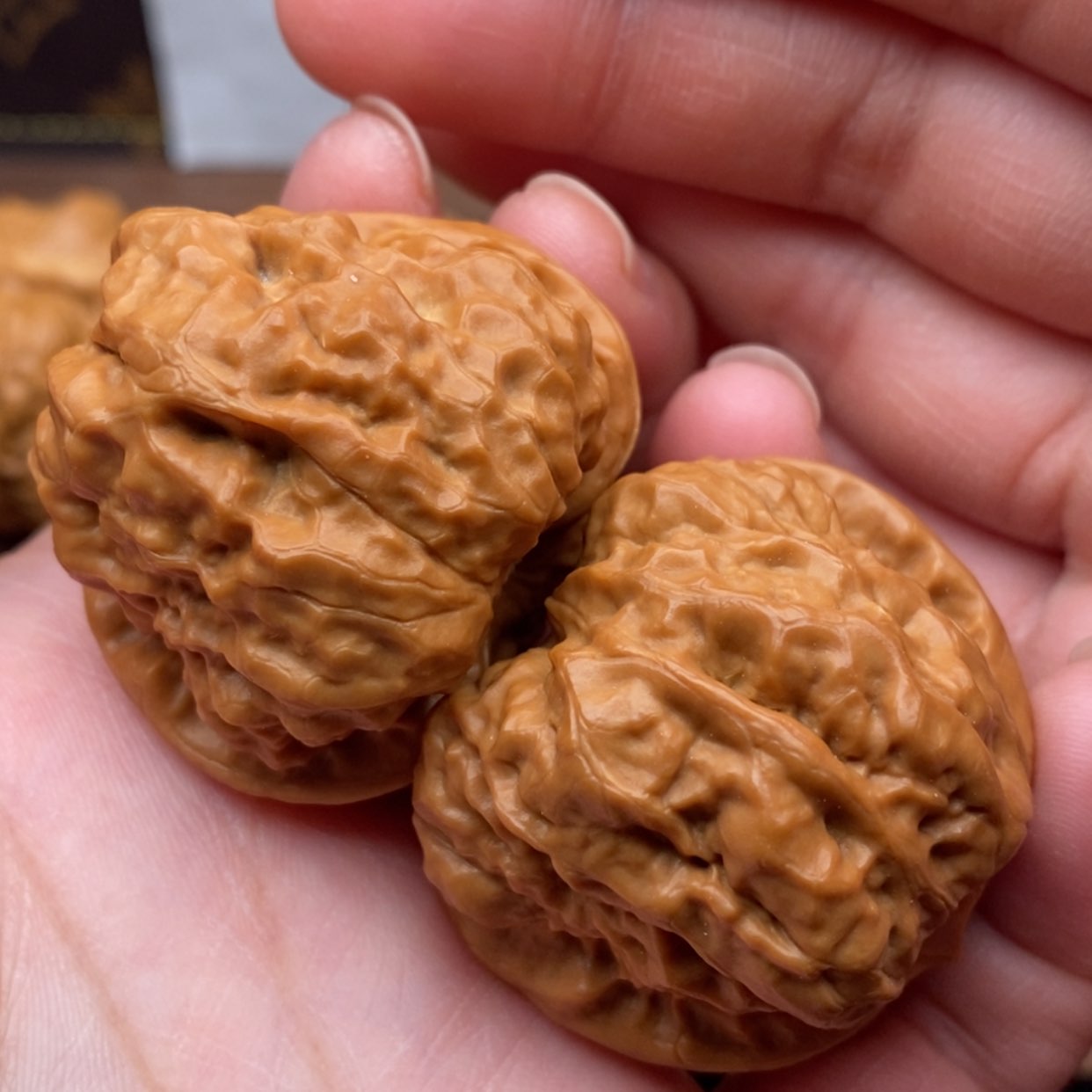 【闪购商品】文玩核桃把件边40左右