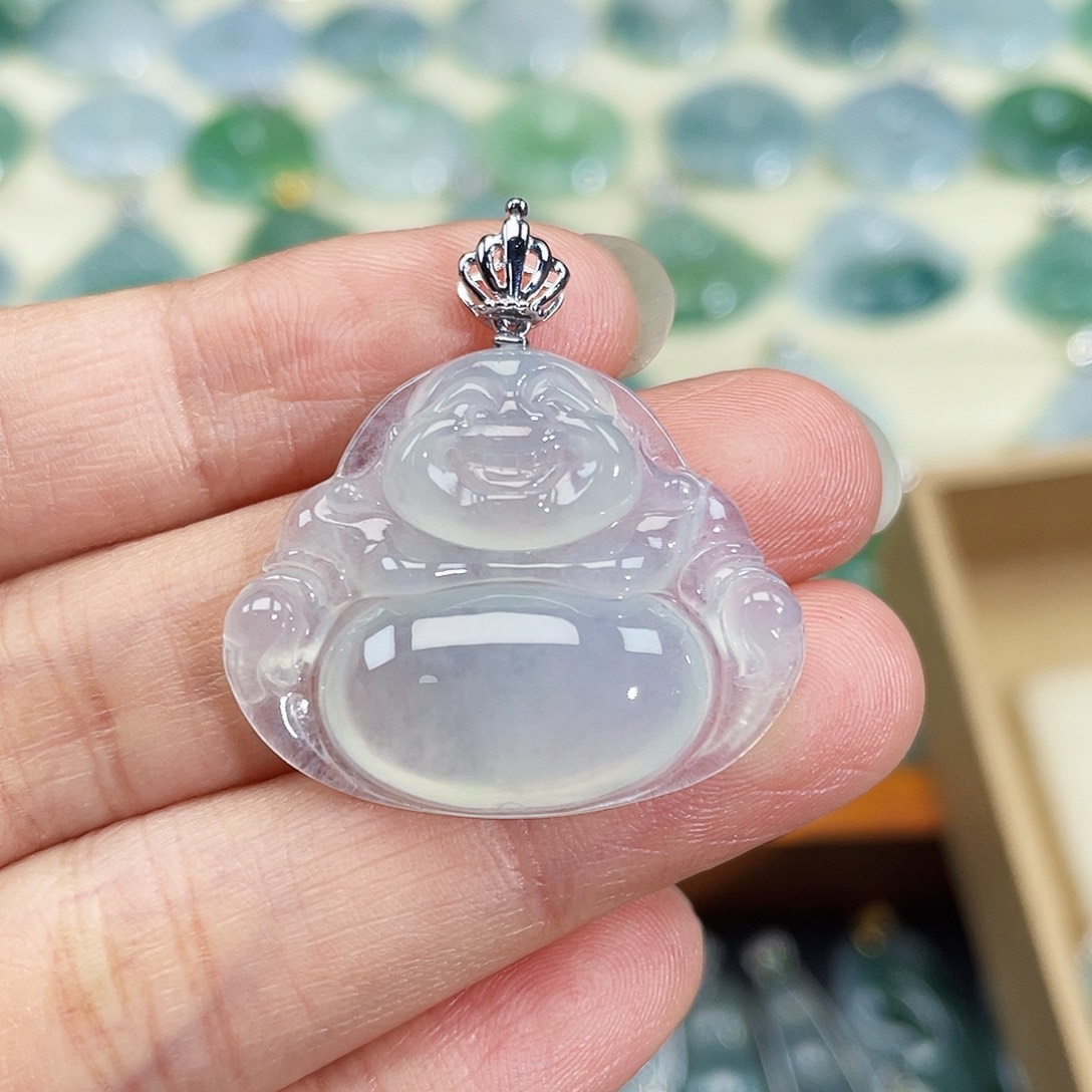 翡翠颈饰18K金镶嵌吊坠