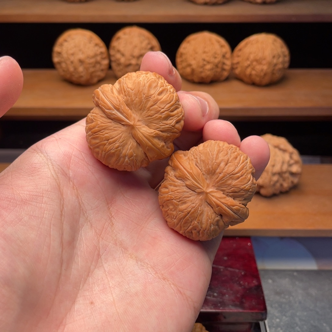 文玩核桃把件嘿*40毕业元宝