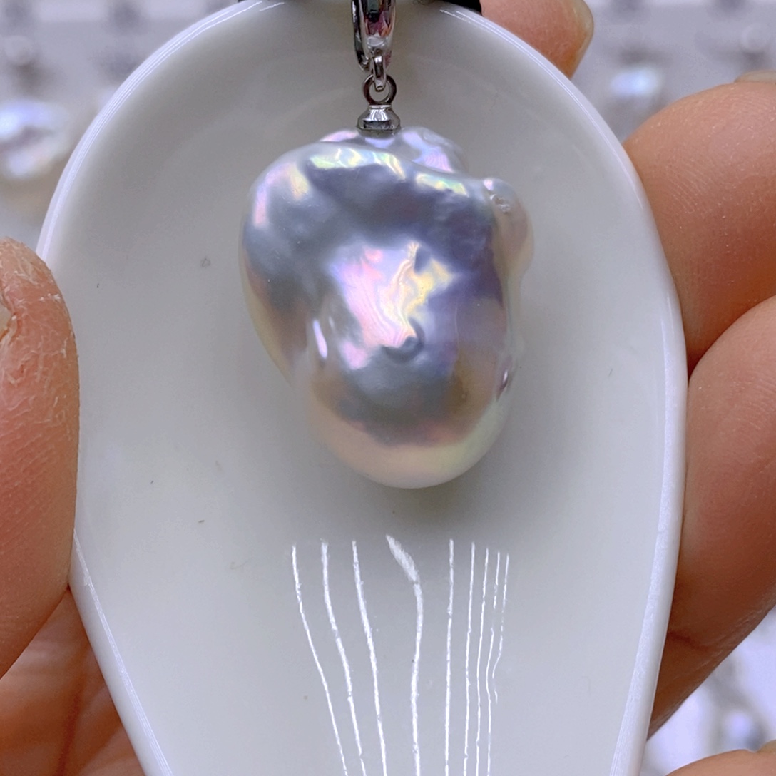 颈饰14K金镶嵌淡水珍珠