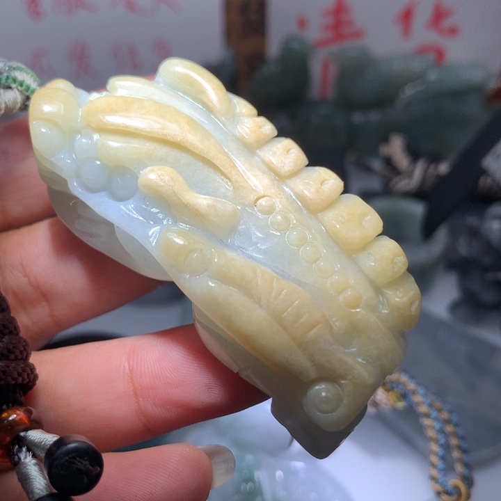 翡翠颈饰未镶嵌保真天然A货翡翠