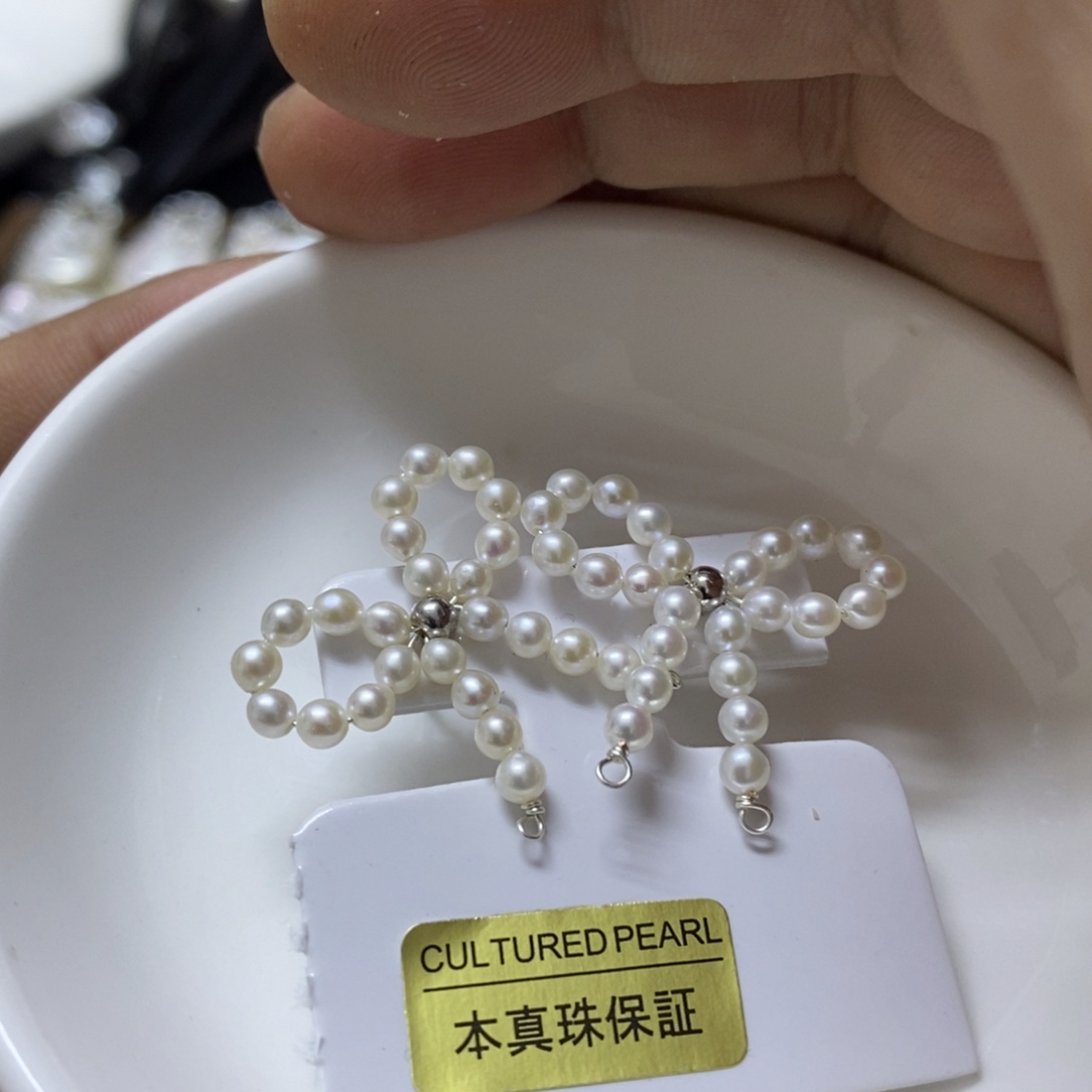 对***发合金淡水珍珠耳钉