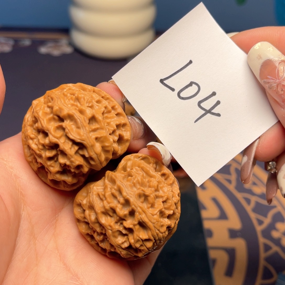 文玩核桃把件苹果园39