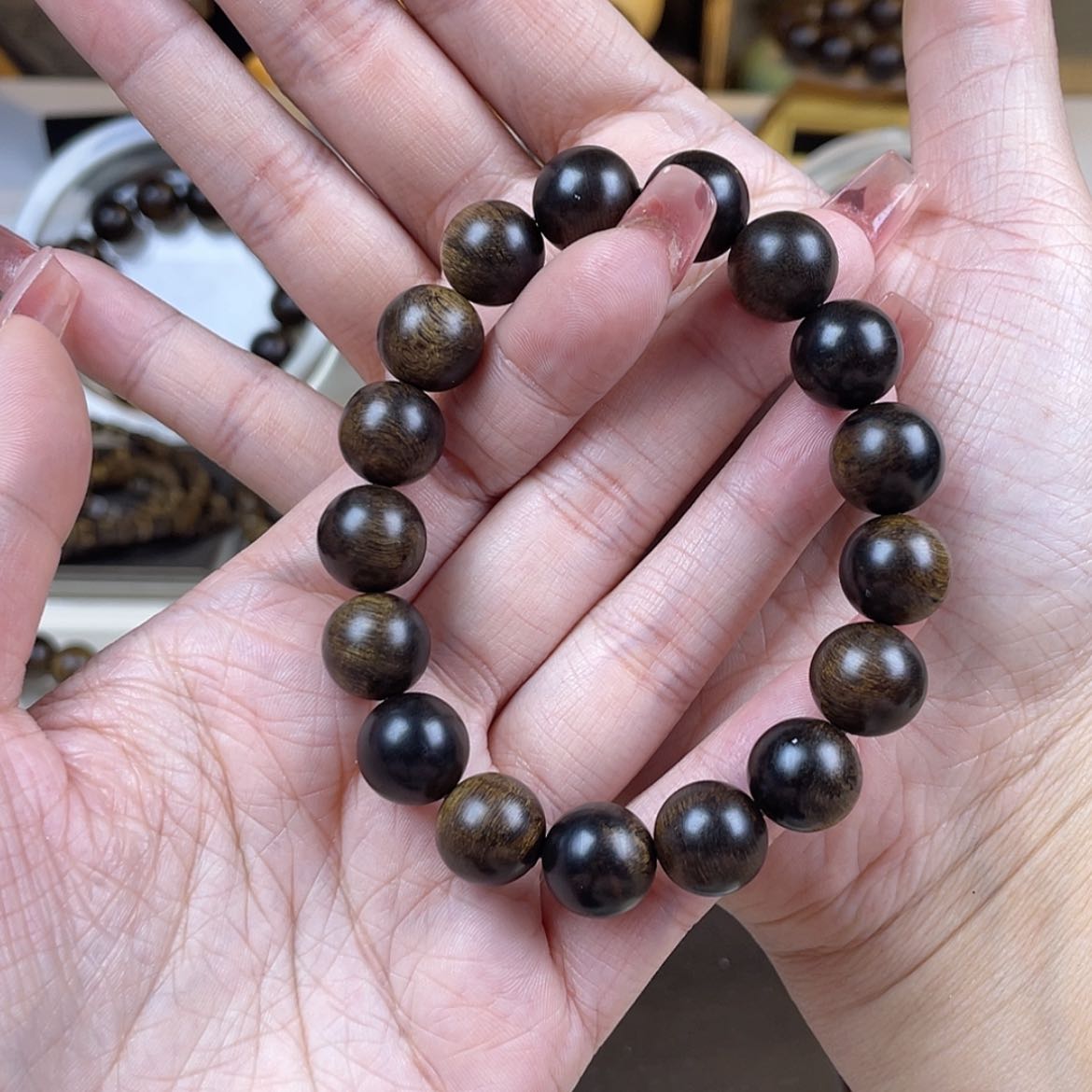 【闪购商品】沉香手串迷**向越南沉香