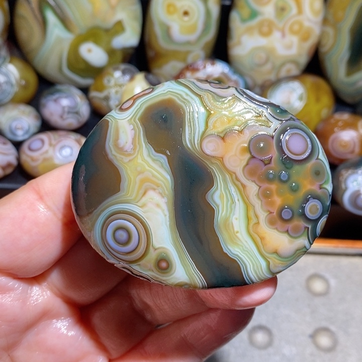 未镶嵌玛瑙/玉髓珠宝半成品7