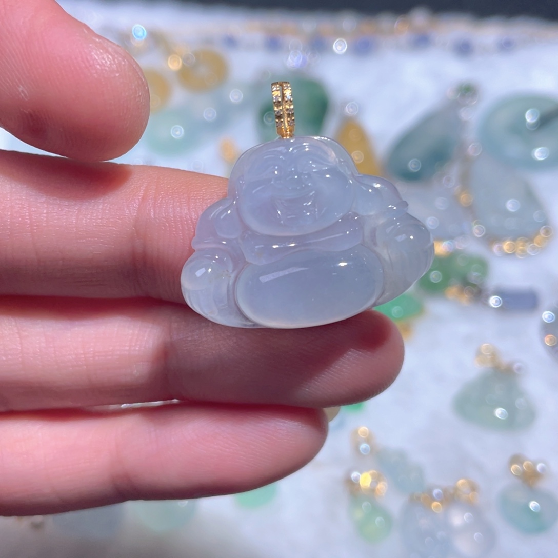 翡翠18K金镶嵌颈饰翡翠