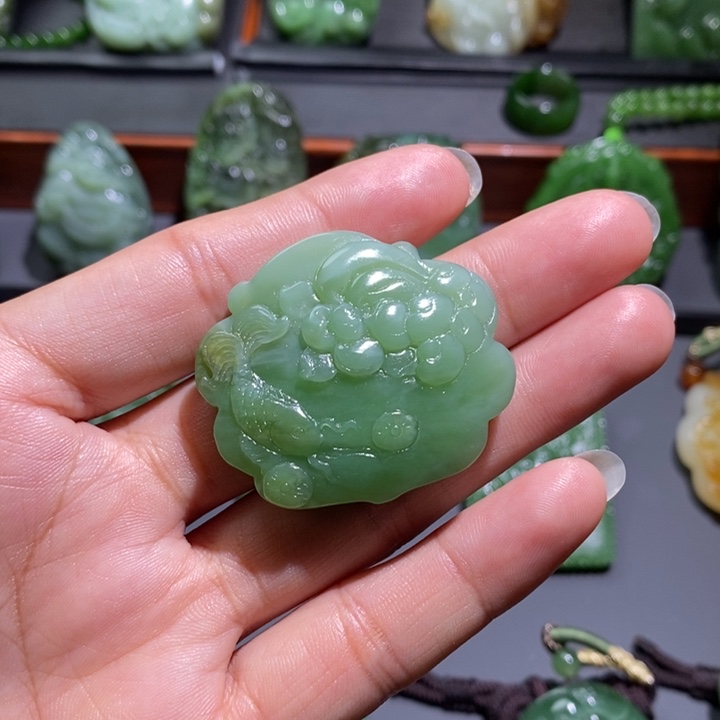 和田玉挂件未镶嵌