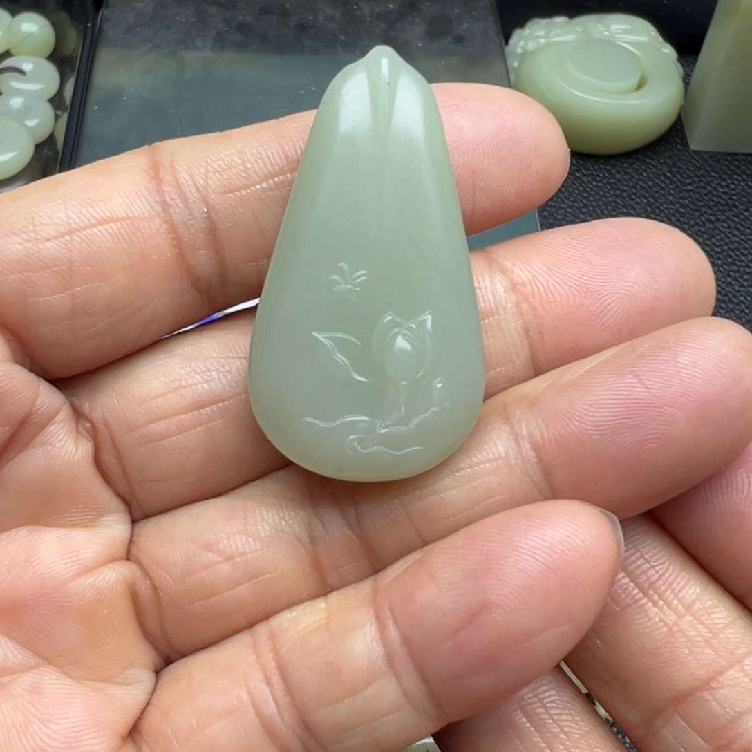 和田玉（糖玉）未镶嵌项链