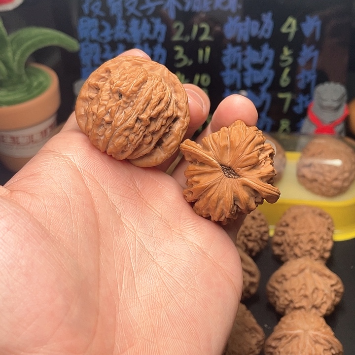 文玩核桃吊坠40楼子40