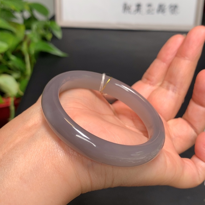 和田玉手镯未镶嵌54