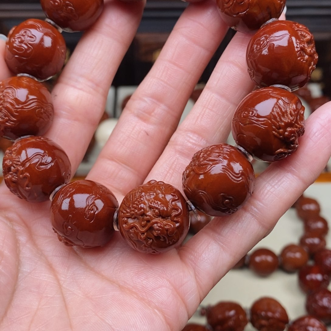 橄榄核吊坠宏***6浮雕龙