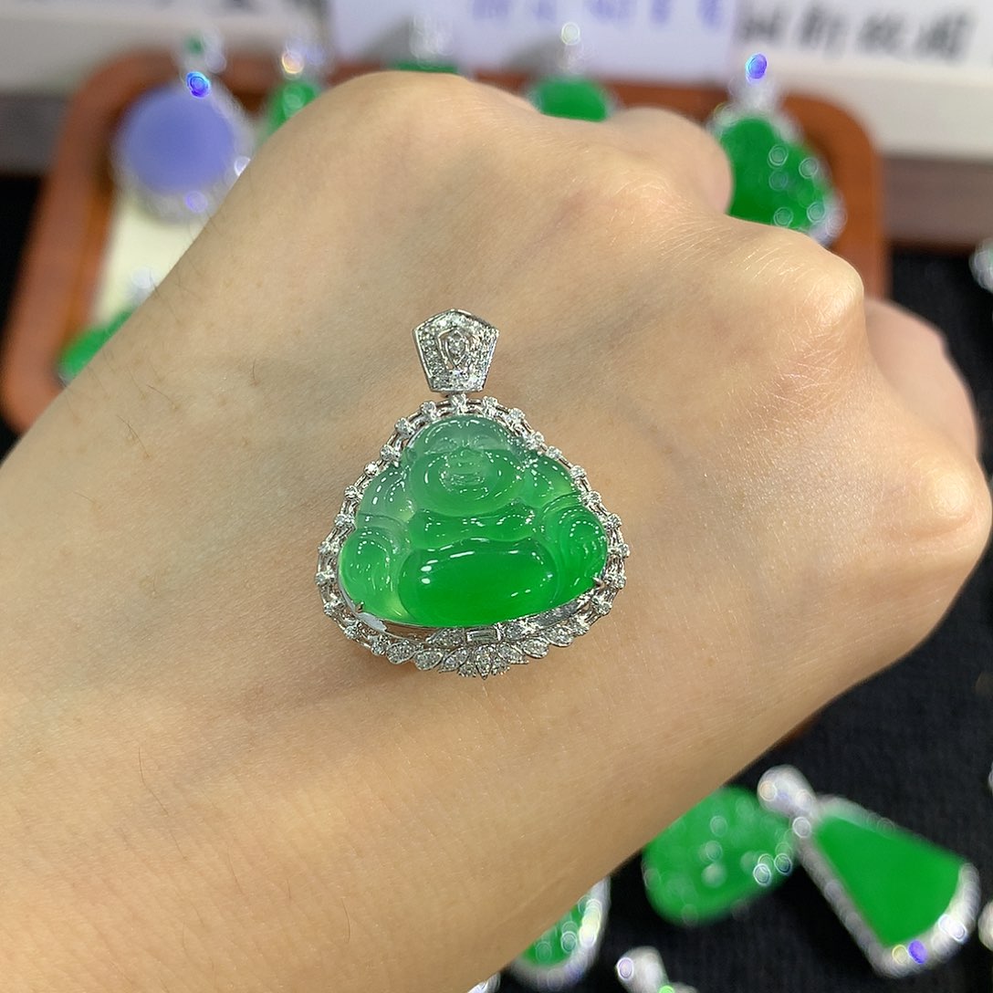 【闪购商品】吊坠(不含链)18K金镶嵌翡翠佛公