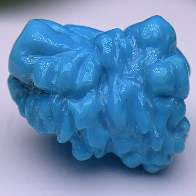 （何姐绿松石）原矿瓷釉级玉化暴力蓝随型15.8×23.5×13mm5.6克
