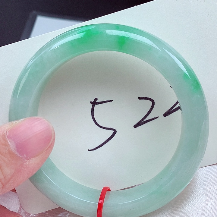 翡翠未镶嵌手镯翡翠