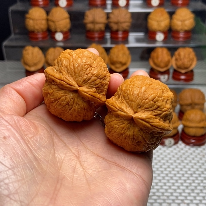 把件文玩核桃6金丝绣球