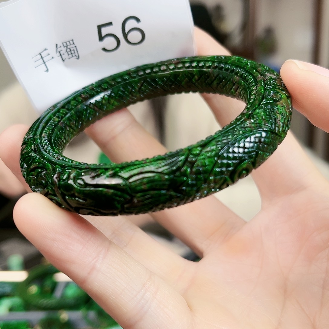 翡翠手镯未镶嵌手镯55.5