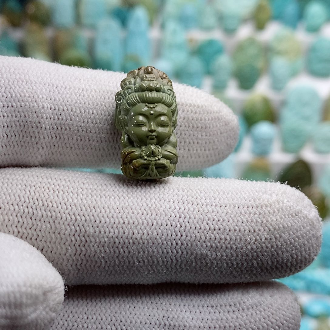 绿松石绿松石未镶嵌