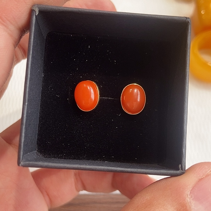 有****南红玛瑙合金颈饰南红