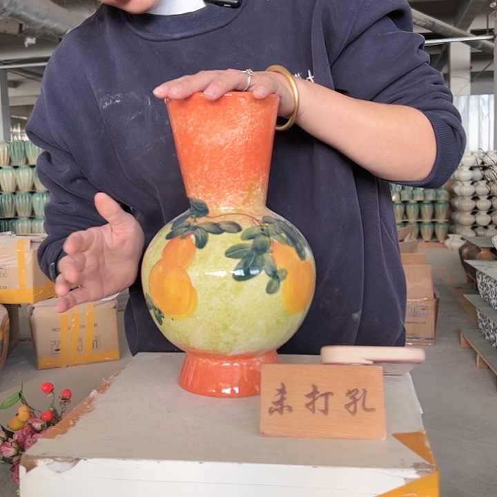 景德镇陶瓷花瓶工厂