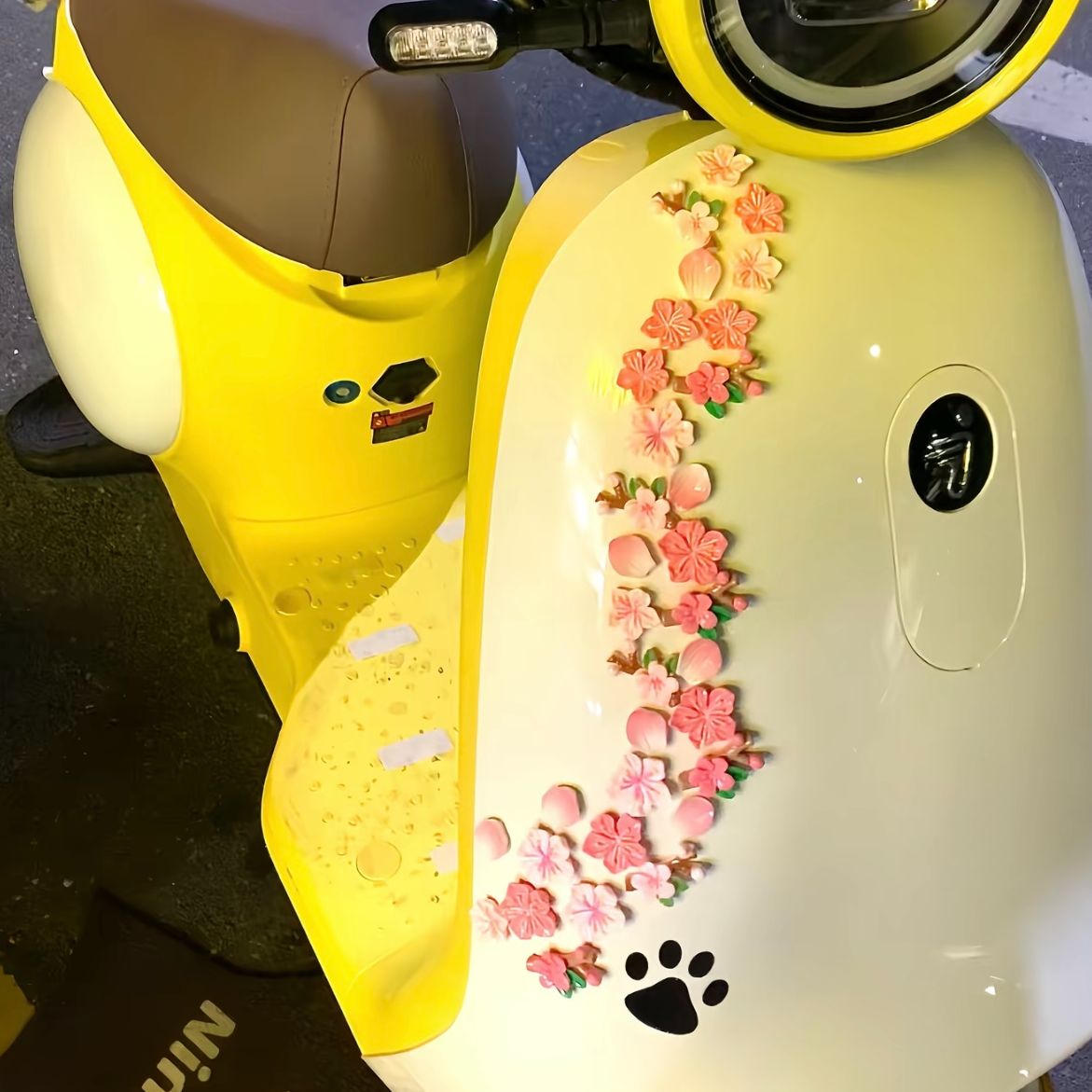 【包邮】樱花立体贴纸电动车夏日樱花车贴渐变粉白桃花立体无痕贴