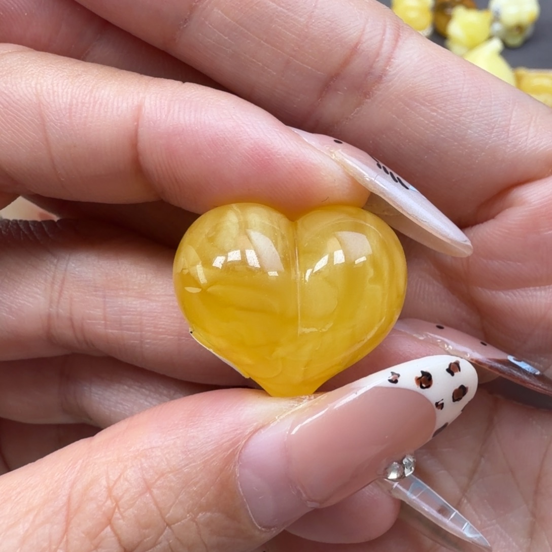 琥珀未镶嵌裸石蜜蜡