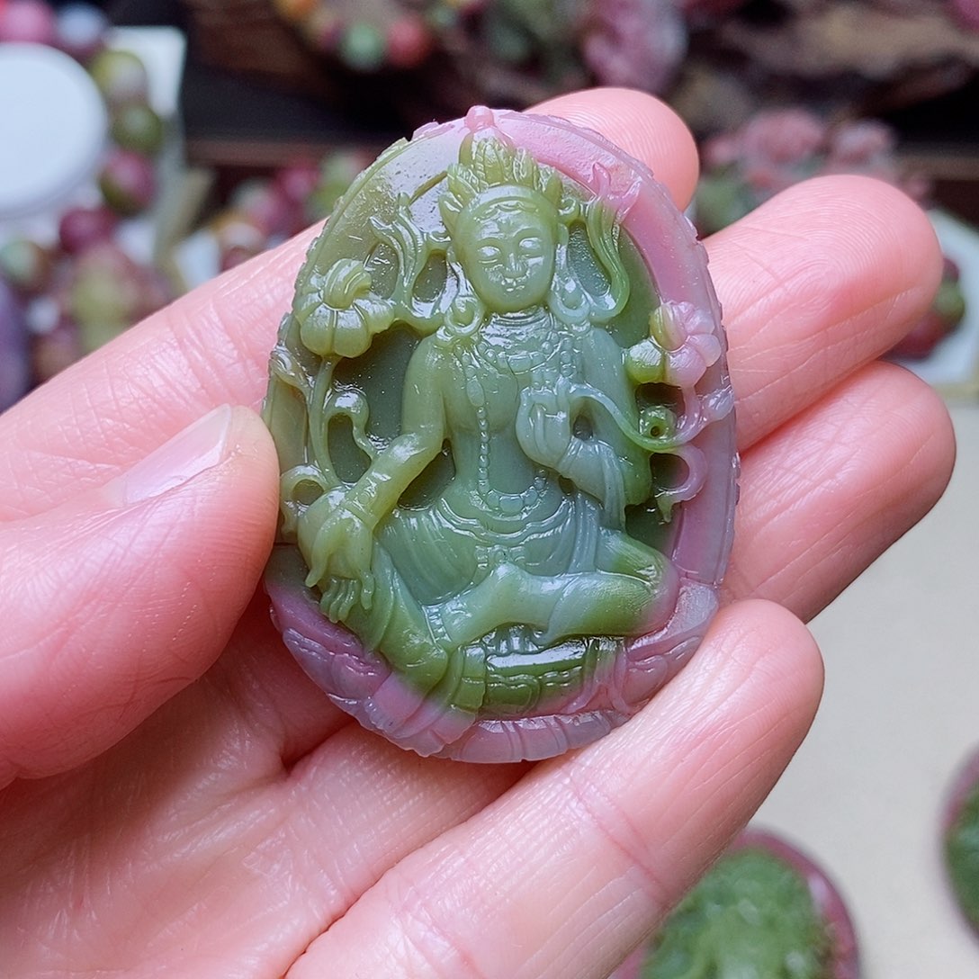 玛瑙/玉髓珠宝奇石未镶嵌江****月盐源玛瑙定制