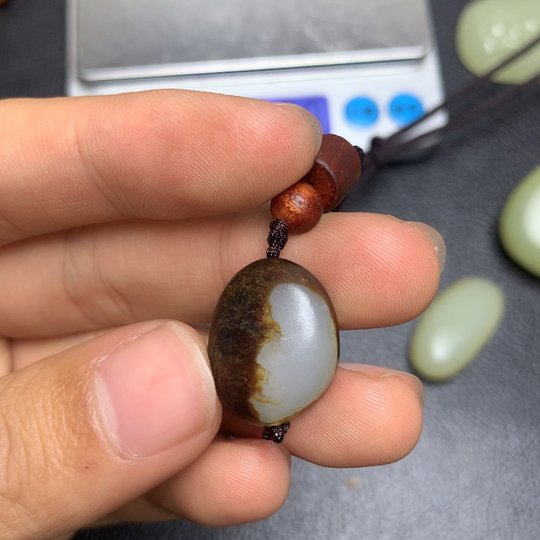 好***！和田玉未镶嵌挂件