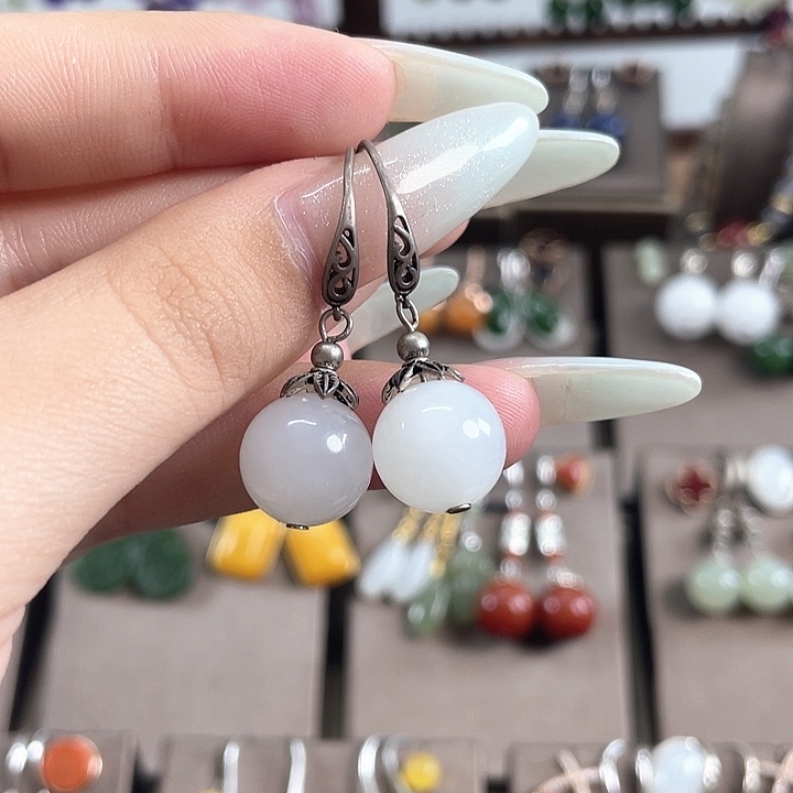 和田玉银S925镶嵌耳饰12左右