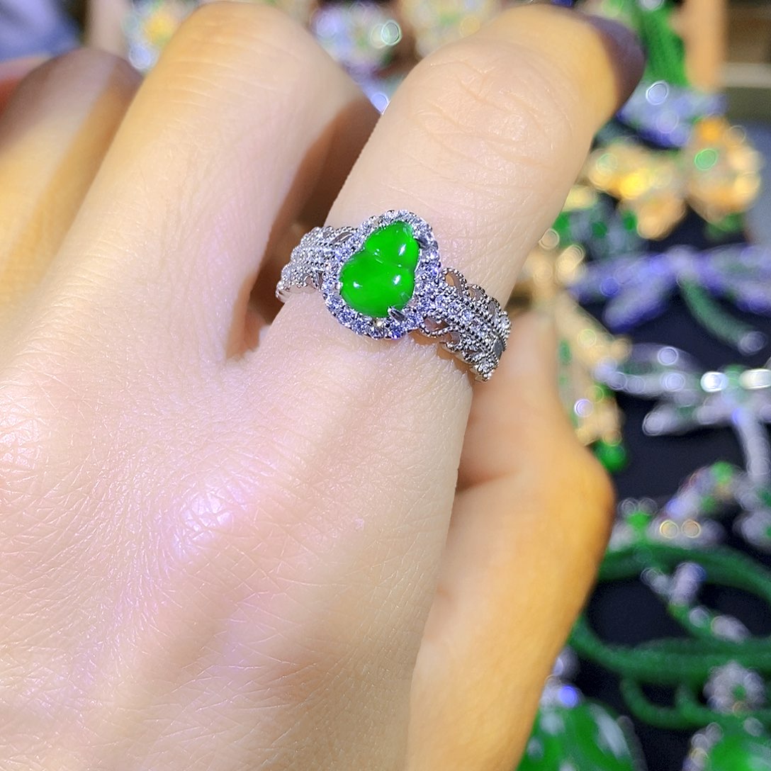 吊坠(不含链)银S925镶嵌翡翠