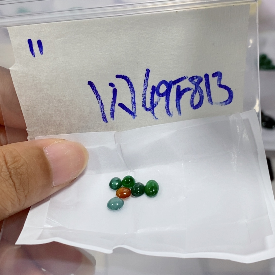 驾***王定制翡翠未镶嵌不