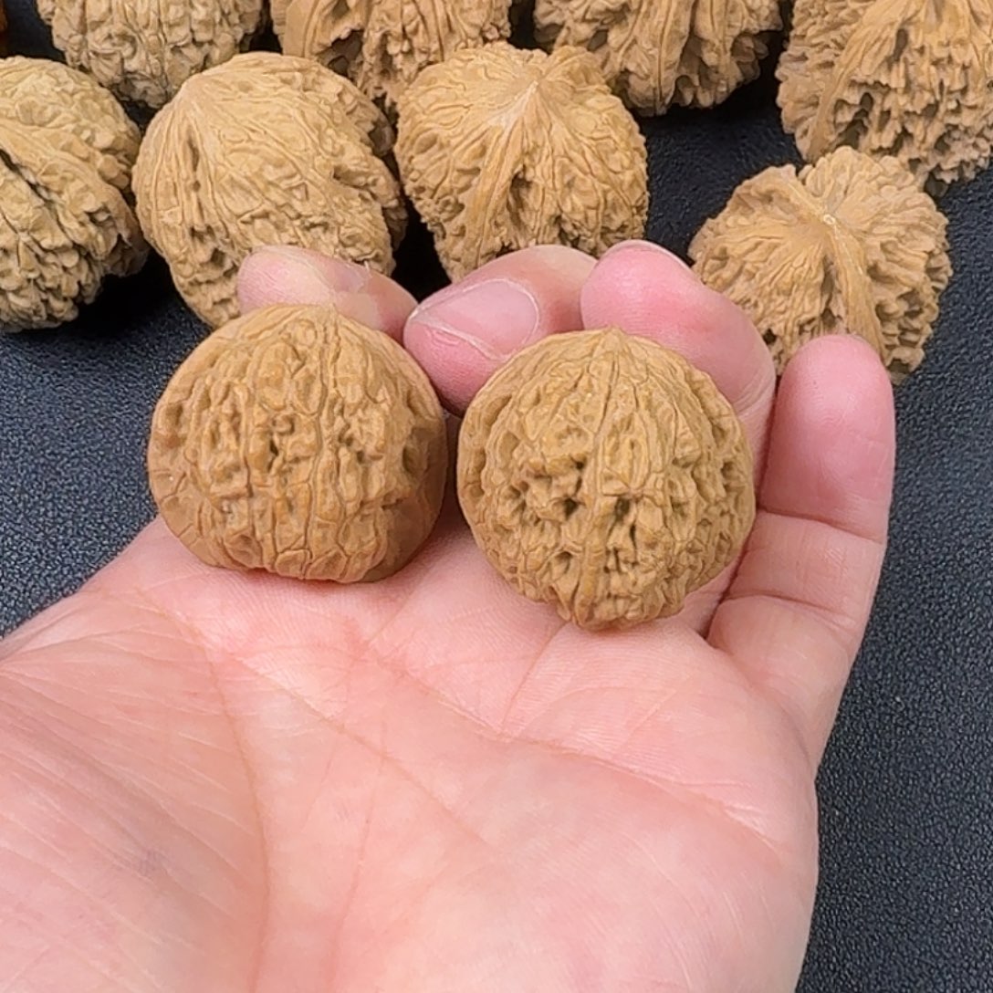 ᨳ***ଓ吊坠文玩核桃兴隆骰子