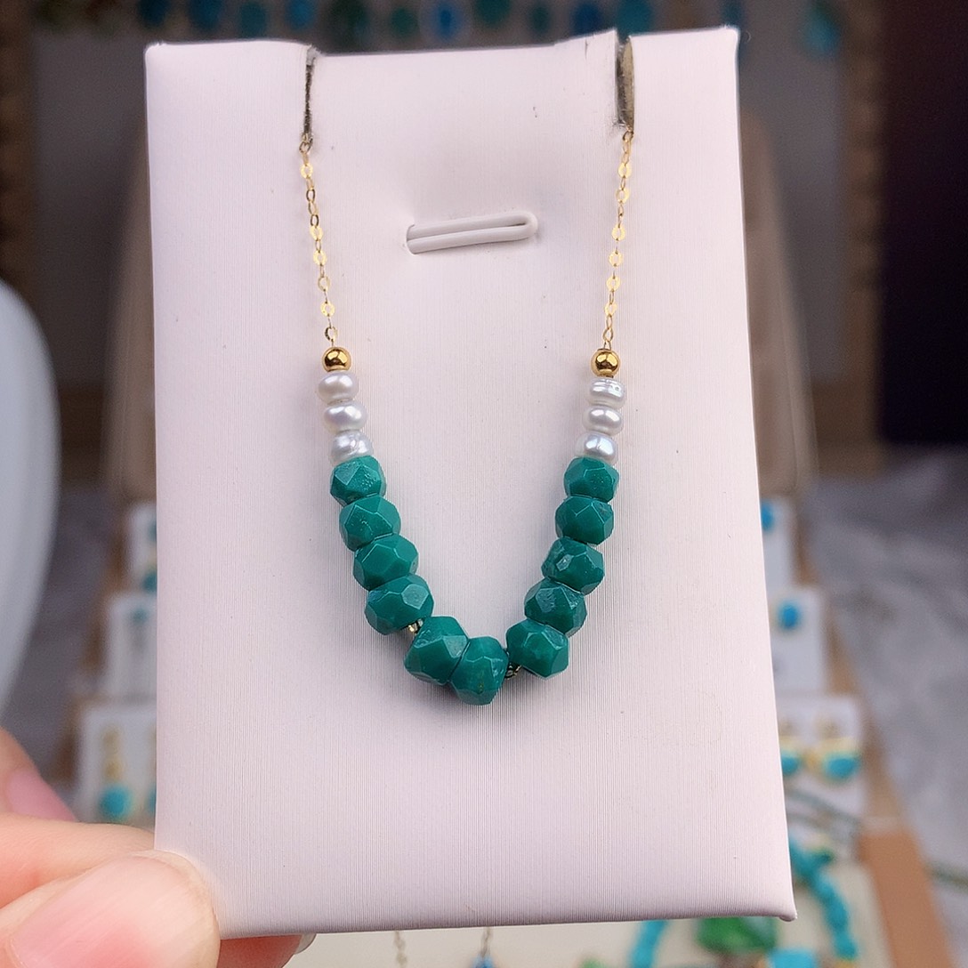 绿松石戒指18K金镶嵌