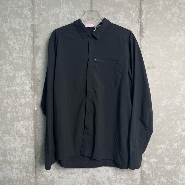 未使用 ARC'TERYX/始祖鸟 XL*1/纯色翻领长袖速干衬衣/18209/JP