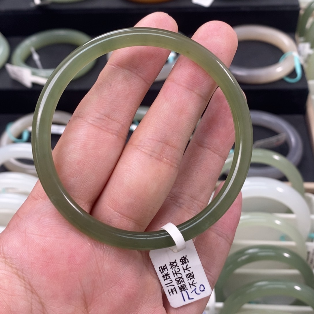 和田玉手镯未镶嵌5758