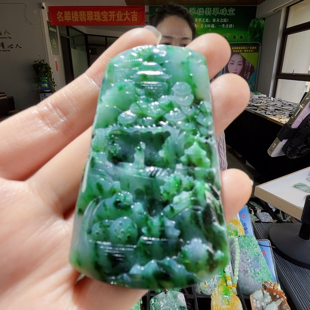 颈饰未镶嵌翡翠翡翠