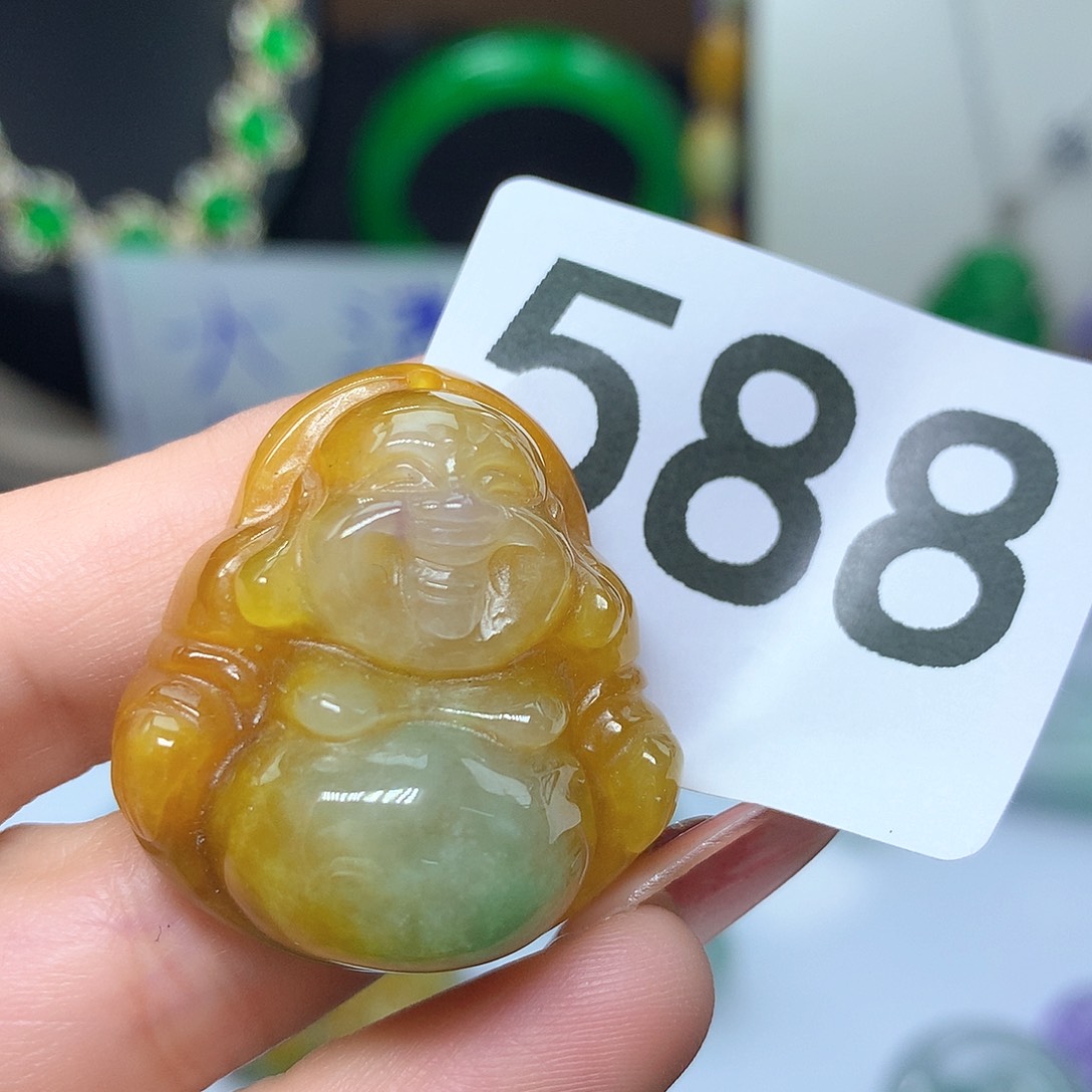 翡翠吊坠(赠链)未镶嵌