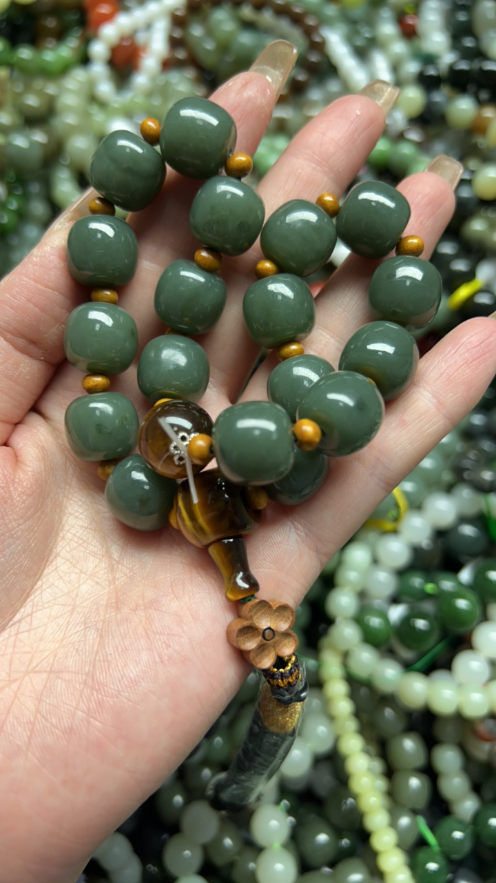 和田玉未镶嵌时尚