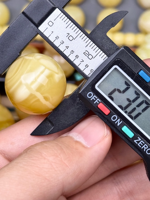 23mm俄料国矿一级料浓瓷白妖孽虎皮纹千层雪橘底金溶洞蜜蜡圆珠