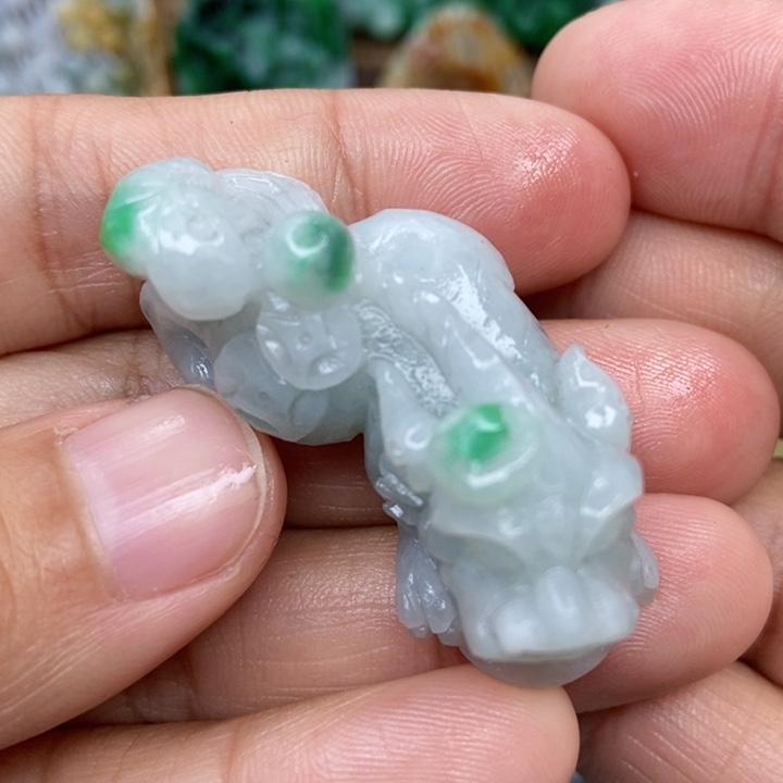 定制翡翠未镶嵌翡翠