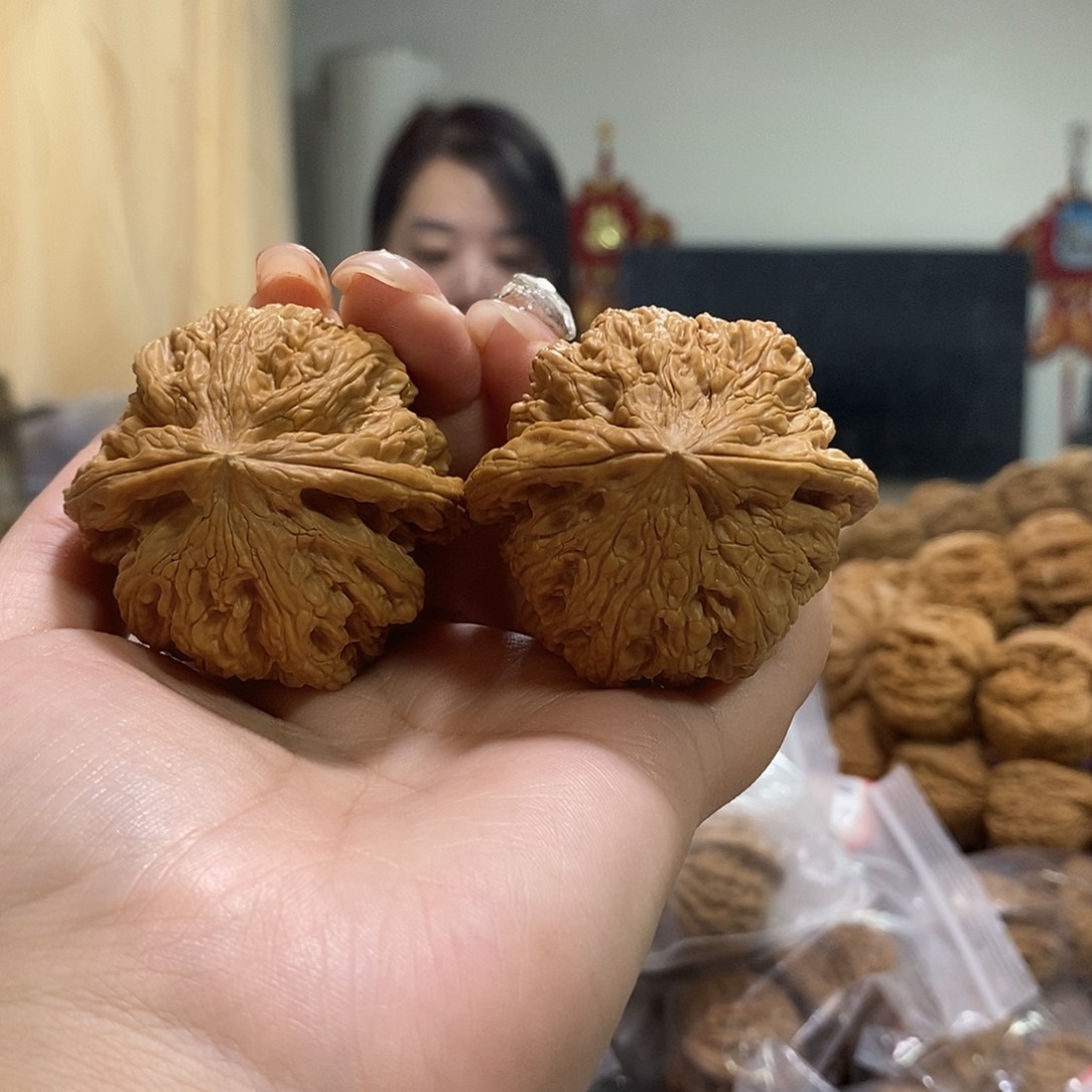 把件文玩核桃48大粗筋有黄尖打底了练手对