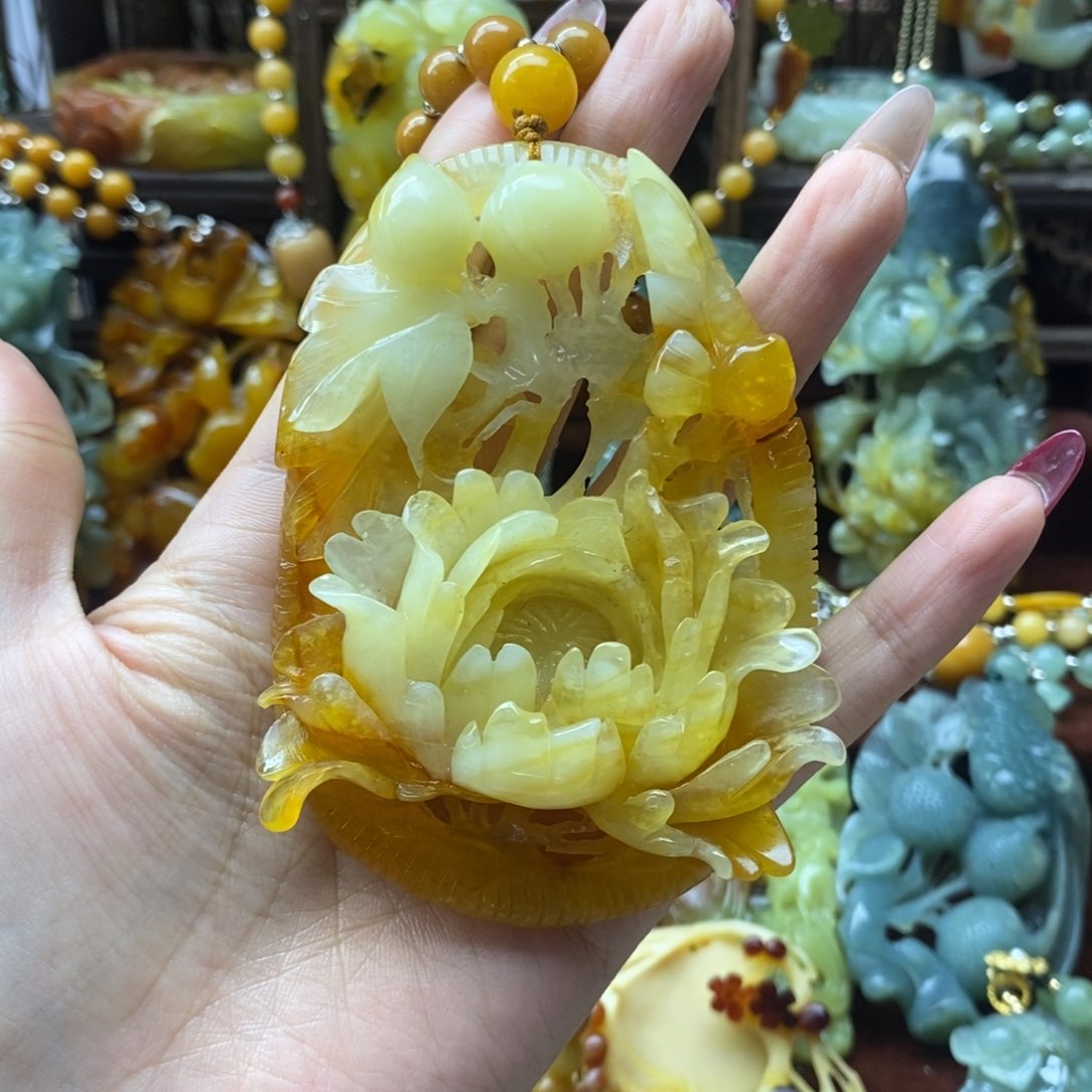 蛇纹石玉颈饰未镶嵌雅****0