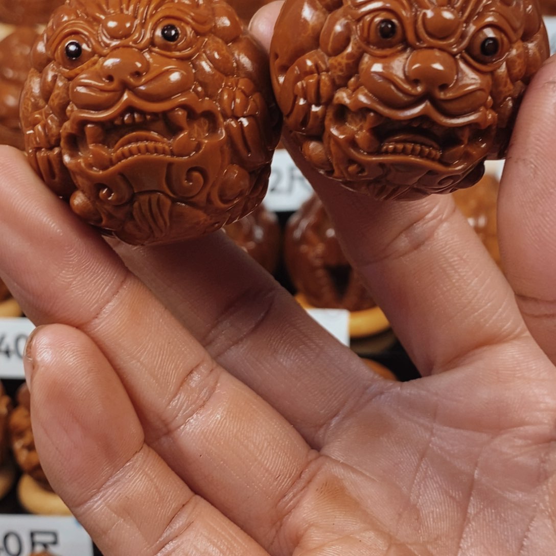 橄榄核吊坠海****海正圆貔貅777777