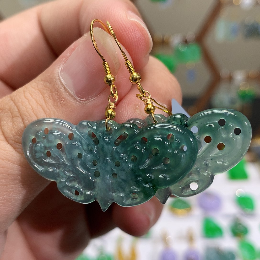 未镶嵌翡翠耳饰天然翡翠耳饰