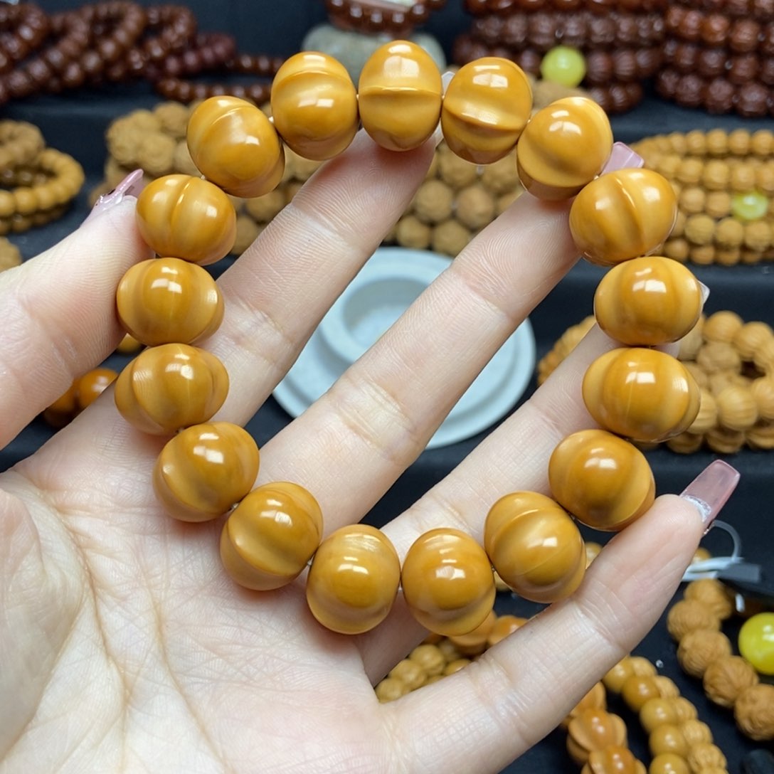 猴头核桃手串酒**头鲨鱼