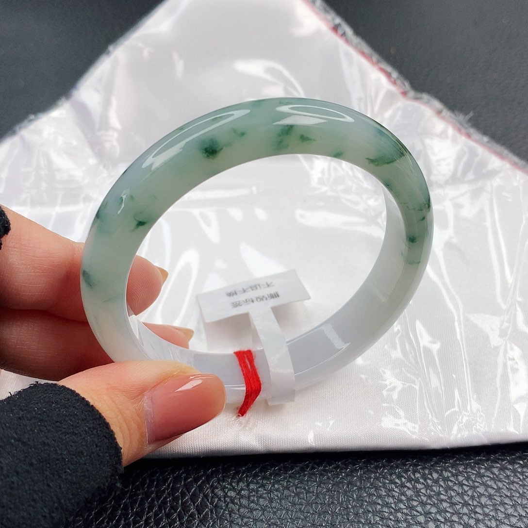 翡翠手镯未镶嵌缅甸天然a货翡翠1801
