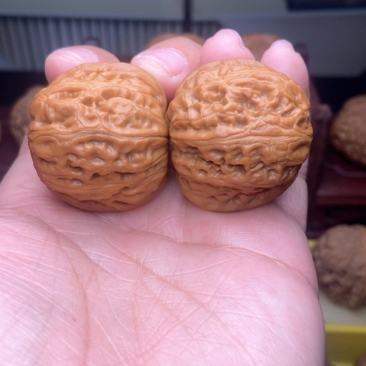 柏香籽/百香籽吊坠鲁***柱40平谷元宝