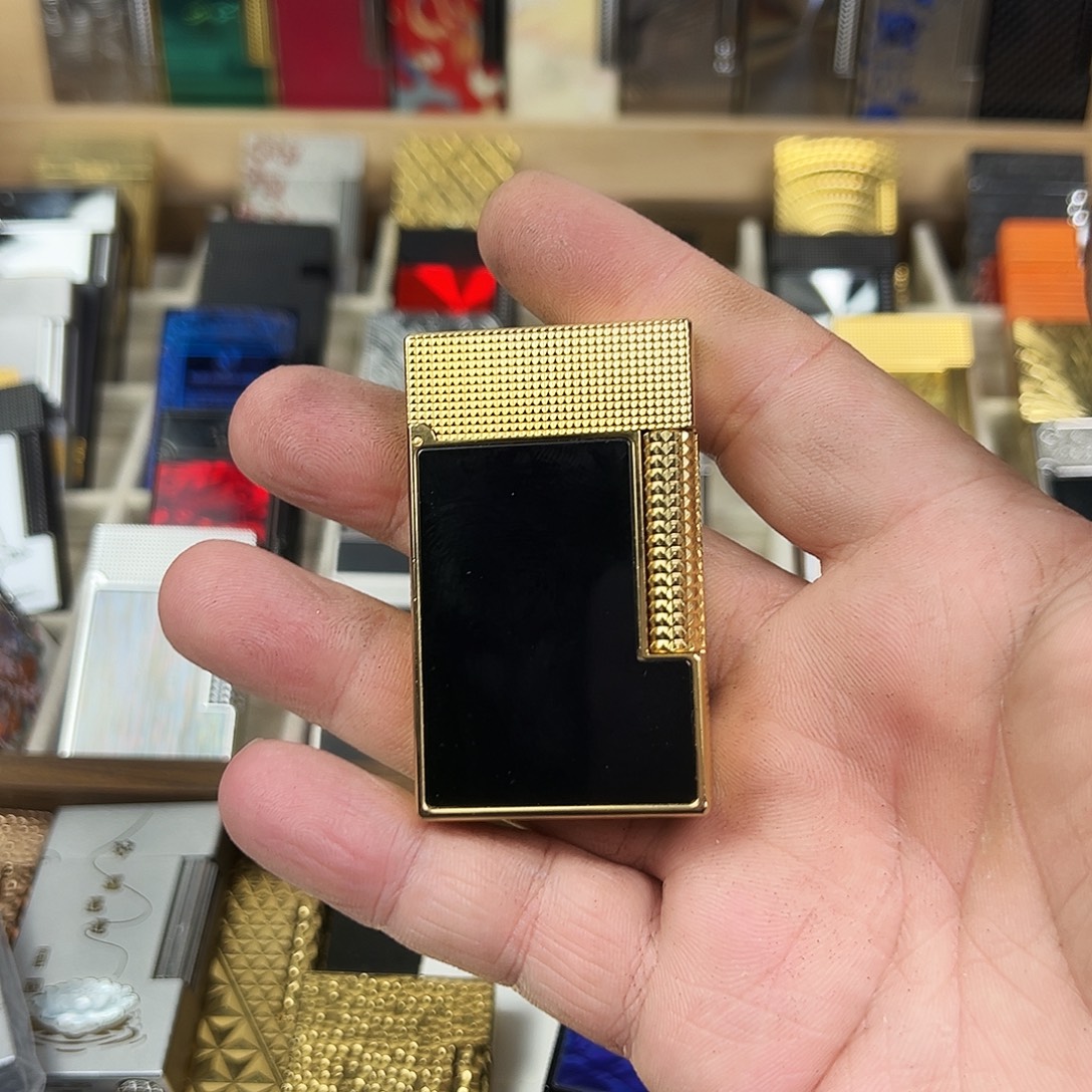 铜卡路黑金克林蓝宝石