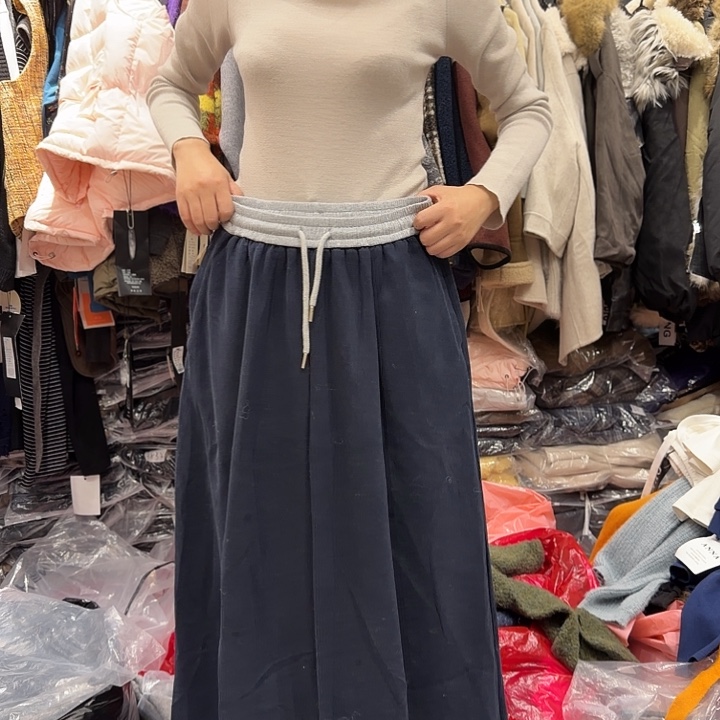 毛衣女短上衣宽松针织中午