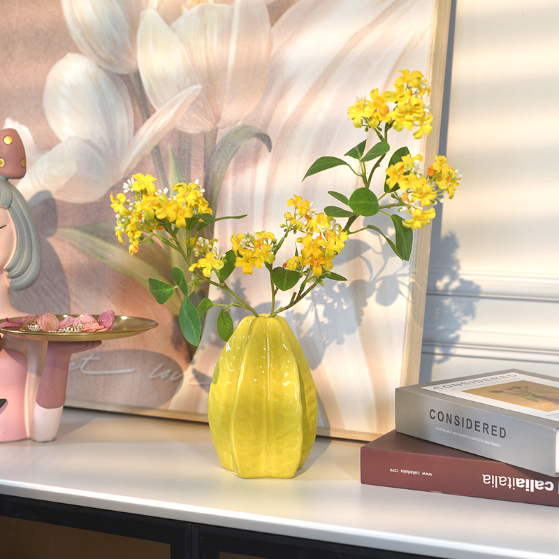 《九里香》杨桃花瓶创意假花仿真花客厅家居装饰品绢花餐桌花艺摆件