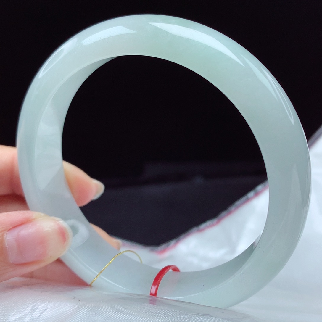 翡翠手镯未镶嵌59圈3224